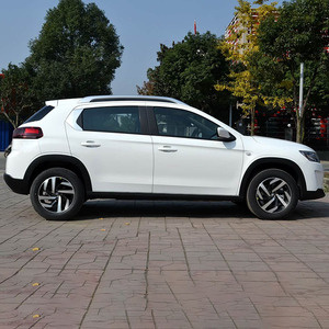 Citroën <span class=keywords><strong>C3</strong></span>-XR SUV d'occasion à bas prix, moteur automatique, conduite à gauche, intérieur cuir foncé, jantes R16, crossover compact urbain, design français, excellent rapport qualité-prix - Product Image 5