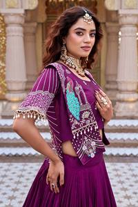 Lehenga Choli traditionnel Pure Vichitra, longueur ras du sol, avec broderies et travail de tharedding lourds, idéal pour les fêtes et les mariages, pour femmes - Product Image 6
