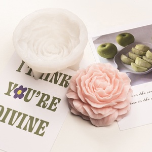 Multiple Designs 3D Rose Tulipe Fleurs Moule en Silicone DIY Homemade Soy Wax Candle Resin Epoxy Making Tools - Product Image 3