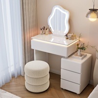 Ensemble de meubles de maquillage modernes et minimalistes en bois clair durable pour appartement, chambre, salle à manger, vestiaire avec coiffeuse