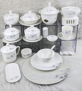 Service de table en porcelaine fine 45% à motif paysage en tuile de cendre, avec bordure dorée à la main en relief, pour hôtels et banquets de mariage - Product Image 1