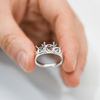 MaiYi Platin 9k 14k 18k Gold Halbfassung Ringfassung Damenschmuck Komponenten 3 Steine Rohling Lünettenfassung