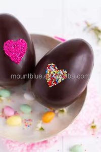 Oeufs en <span class=keywords><strong>chocolat</strong></span> doux joyeux jour <span class=keywords><strong>de</strong></span> Pâques par des oeufs en <span class=keywords><strong>chocolat</strong></span> creux formant la machine et le moule en forme d'<span class=keywords><strong>oeuf</strong></span> - Product Image 3