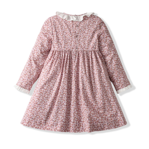 Abito da Bambina Spagnolo Stampa Floreale Rosa con Colletto a Nido d'Ape Bianco Bottoni Fatti a Mano Manica Lunga Volant Autunnale - Product Image 2