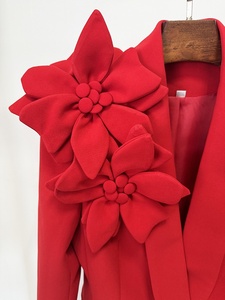 OUDINA Nouveau Blazer à un bouton rouge à fleurs 3D, pantalon décontracté, ensemble deux pièces pour le bureau, costume formel pour femmes - Product Image 4