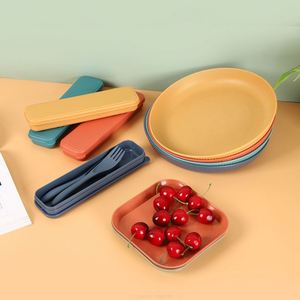 Ensemble de 32 pièces de vaisselle en paille de blé, portable et durable, comprenant couteaux, fourchettes, cuillères, tasses, bols et assiettes recyclés RPET - Product Image 4