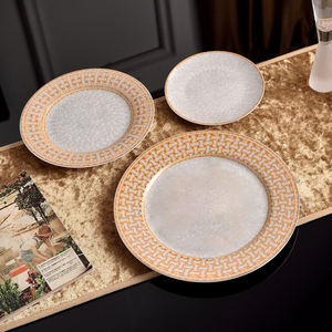 Ensemble de vaisselle en céramique occidentale de luxe de 58 pièces, vaisselle de restaurant, plats à café, assiettes vintage, mariage et usage domestique, passe au lave-vaisselle - Vente en gros - Product Image 2