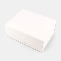 Vente en gros de boîtes d'emballage pliables en papier avec impression personnalisée et logo Boîte cadeau magnétique blanche de luxe