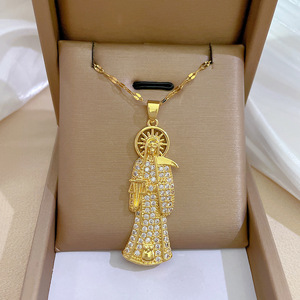 Fancy Day Nuevo Diseño Colgante de Latón Chapado en Oro con Micro Pavé de Circonitas, Amuleto Religioso del Dios de la <span class=keywords><strong>Muerte</strong></span>, Joyería de Moda - Product Image 1
