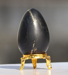 Huevo de Shungita Natural al por Mayor, forma de huevo pulida y lisa, fácil de transportar o exhibir, para meditación, decoración del hogar y la oficina - Product Image 4