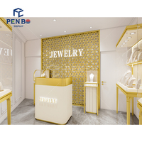 Concepts de design de magasin de bijoux modernes, vitrine de présentation de bijoux, design décoratif, mobilier de magasin de bijoux commercial