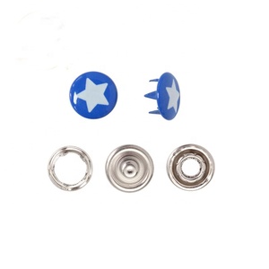 Boutons à pression en laiton certifiés Oeko-TEX 100 <span class=keywords><strong>Sanko</strong></span> SK-P022 pour vêtements de bébé - Design rond écologique - Product Image 5