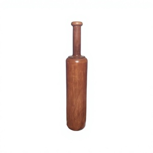 Club indien en bois poli fait main, poignée ergonomique, équipement de fitness et d'entraînement sportif traditionnel, artisanat MS, Uttar Pradesh - Product Image 1