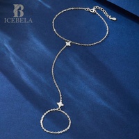 Feiner Schmuck Trendiges Schickes Design Einzigartiger 925 Sterling Silber Vierblättriger Blumenring mit Zirkon-Einlage Handketten-Armband für Mädchen