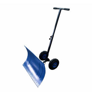 Zware Stalen Sneeuw <span class=keywords><strong>Shovel</strong></span> <span class=keywords><strong>Pusher</strong></span> Voor Oprit Wielen Verstelbare Handgreep Schuine Blad Wielen Sneeuwploeg - Product Image 1