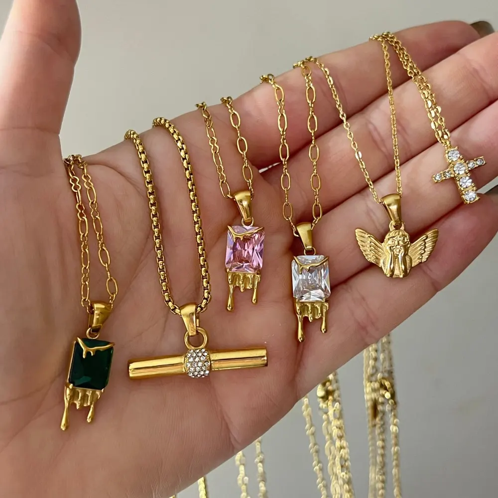 Set perhiasan kalung zirkon trendi untuk wanita set perhiasan baja tahan karat emas 18K kalung jimat silang berlian imitasi zirkon kustom mode