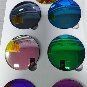 Lentes de Sol Iridiscentes con Degradado Colorido, Índice de Refracción 1.67, Curva de Base Grande, Protección UV, Material de Resina - Product Image 4