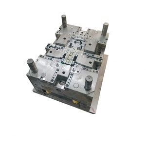 YIOT, Moldes de Plástico Personalizados Duraderos, 24 Años de Experiencia, Moldeo por Inyección, Certificación ISO 9001, Larga Vida Útil de 300,000 a 1,000,000 Piezas - Product Image 3