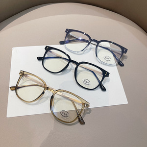 Nuevas gafas con montura ovalada TR90 para mujer, lentes de PC con filtro de luz azul, gafas de lectura Q4-30184, fabricadas en Taizhou - Product Image 1