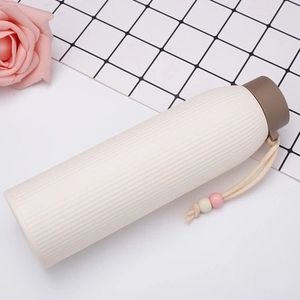 Bouteille d'eau en verre double couche anti-repassage bon marché, utilisation sportive, gobelet portable pratique, design mignon, unisexe - Product Image 6