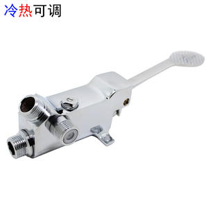 Grifo de Lavabo con Pedal para Agua Fría/Caliente con Válvula Mezcladora de Botón para Hospitales, Laboratorios y Baños Públicos - Product Image 1