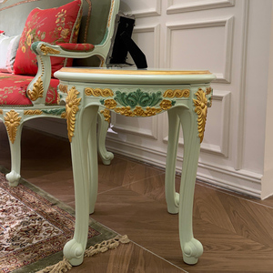 Table d'appoint d'angle de salon ou de villa, style <span class=keywords><strong>Trianon</strong></span> de <span class=keywords><strong>Versailles</strong></span>, avec motif floral de lys, peinte à la main, botanique, dorée et fantaisie - Product Image 2