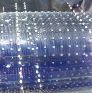 HD sáng tạo mềm Màn hình hiển thị <span class=keywords><strong>LED</strong></span> mô-đun với kính cửa sổ trong suốt và màn trập lăn phim linh hoạt để dễ dàng cài đặt - Product Image 1