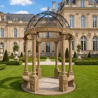 Projet de paysagisme de villa personnalisé, grand gazebo en marbre européen, pavillon en pierre sculptée à la main avec toit en fer forgé