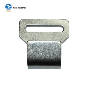 Crochet plat robuste de 2 po EN12195-2, 375 kg, en acier industriel traité thermiquement et zingué, pour sangles d'arrimage à cliquet - Product Image 2