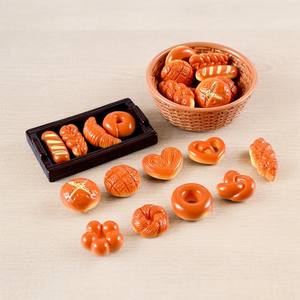 Jouet miniature de simulation alimentaire en résine, pack d'eau alcaline de simulation, hot-dog, accessoires miniatures pour maison de poupée DIY - Product Image 4