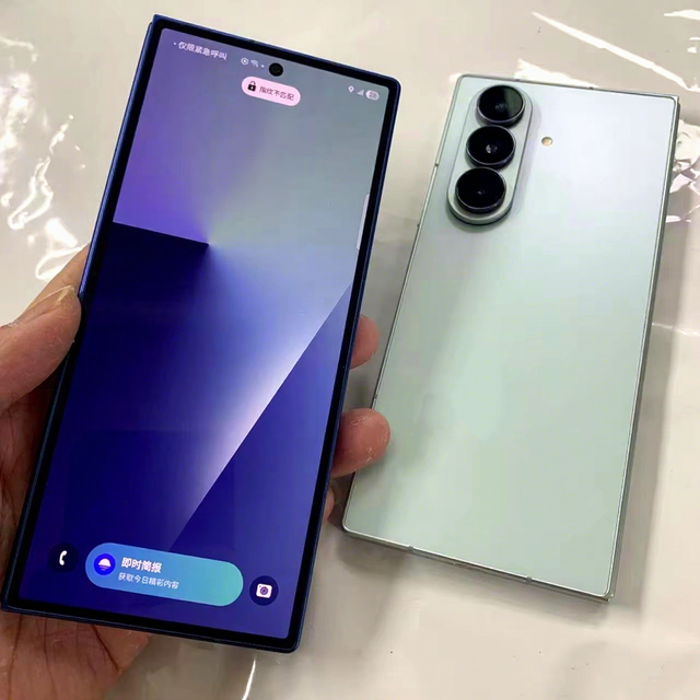 High Quality Large Screen Z Fold 7 5G Foldable Smartphone 12+256GB/12+512GB 6000mAh Battery 120Hz LCD Display Android 14 Sealed