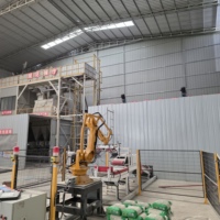 Machine intégrée avec bras robotique pour l'emballage automatique et le palettisation des sacs, fûts et caisses de nourriture, d'engrais et de mortier