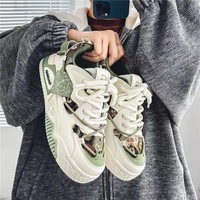 Baskets décontractées et tendance pour hommes, nouvelle collection été 2026, respirantes, en maille, design original, semelle épaisse, blanches, à lacets