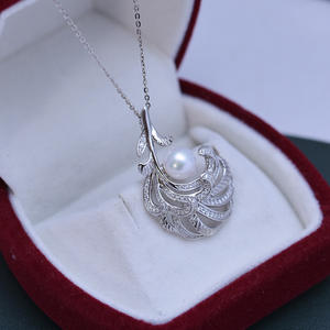 Collier pendentif en perle d'eau douce blanche de 7-8 mm, argent S925, forme de gourde avec une forte luminosité, forme ronde fine, design ajouré - Product Image 2