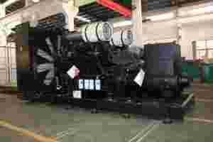 Groupe électrogène diesel Cummins 800 kW à démarrage <span class=keywords><strong>automatique</strong></span>, 400 V, 100 kW, 150 kW, 180 kW, 200 kW, 250 kW, 260 kW, 280 kW, 300 kW, 350 kW, 360 kW, 400 kW, 420 kW, 500 kW - Product Image 3