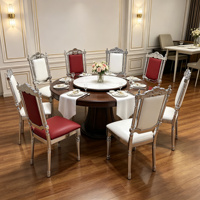 Chaises de salle à manger au design élégant Luxe Europe, structure en métal doré électro-plaqué, chaises empilables pour banquet avec coussin en cuir