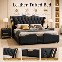Lit King Size Moderne en Cuir Capitonnée Verticale Grand Format, Cadre en Métal Doré, Écologique, pour Chambre d'Hôtel de Luxe ou Villa