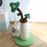 Conception originale : Griffoir pour chat, structure d'escalade pour chat en herbe verte, jouet durable pour chat sur pied
