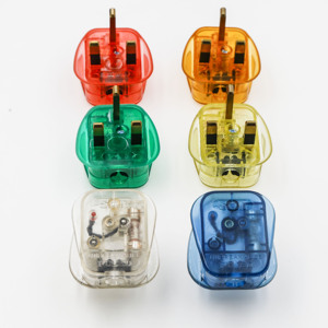 <span class=keywords><strong>Prise</strong></span> de courant britannique (Royaume-Uni, Angleterre, Écosse, Irlande) – Modèles et couleurs variés – Vert transparent – 069 - Product Image 4