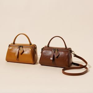 Новая женская сумка-бочонок из натуральной кожи (первый слой), модная, вместительная, универсальная, на плечо, с застежкой-молнией, модель 2025 года - Product Image 4