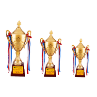 Trophée de la grande coupe du monde de football de luxe personnalisé en alliage de fer Sport Gold World Sports Football Metal Victory Cup pour les compétitions