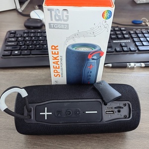 <span class=keywords><strong>ลำโพง</strong></span>บลูทูธพกพา TG682 กันน้ำ IPX7 ไฟ RGB LED เสียงเบสหนักแน่น รองรับ TF การปรับ EQ ผ่านแอพพลิเคชั่น เหมาะสำหรับงานปาร์ตี้กลางแจ้ง - Product Image 6