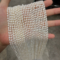 Perles de riz en nacre d'eau douce naturelle sans noyau, allongées de 39 cm à 40 cm, environ 75 perles par brin, taille des perles de 3,5 à 4 mm