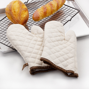 Gants de <span class=keywords><strong>four</strong></span> en gros d'usine gants résistants à la chaleur en pur coton <span class=keywords><strong>pour</strong></span> fours de cuisine ménagers et micro-ondes à usage polyvalent - Product Image 1