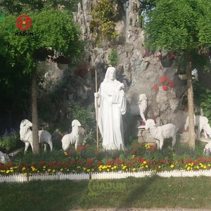 Sculpture religieuse catholique en marbre blanc, Saint François avec un loup - Product Image 6