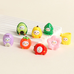 KI chuangshem Hormiguero tridimensional de resina, Adornos pequeños y lindos con diseño de frutas, Accesorios de joyería DIY, Figuritas para escritorio y coche - Product Image 3