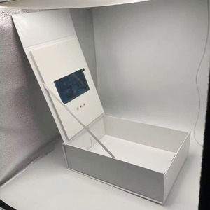 Grosir kotak magnetik lipat 7 inci 4.3 inci, Logo LCD kustom warna putih Glossy laminasi Embossing kemasan Video - Product Image 4