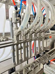 Machine de remplissage et d'emballage automatique pour huile moteur et graisse, 1 gramme, avec scellage central à l'azote pour flacons PP-4, pour rouges à lèvres bicolores - Product Image 5