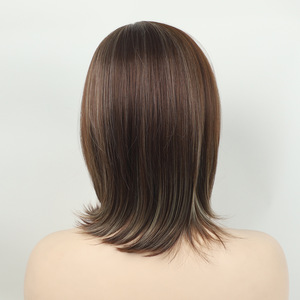 Bei Yimei Peluca Bob para mujer, corta, recta, de fibra sintética, con flequillo lateral, para cualquier forma de rostro, estilo europeo americano - Product Image 3