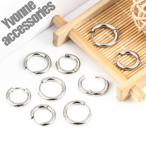 Boucles d'oreilles créoles ondulées uniques et <span class=keywords><strong>tendance</strong></span> en acier inoxydable pour hommes, style européen et américain, en stock - Product Image 1